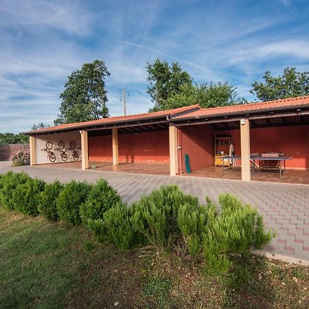 MuntićHacienda Rosemary别墅 外观 照片