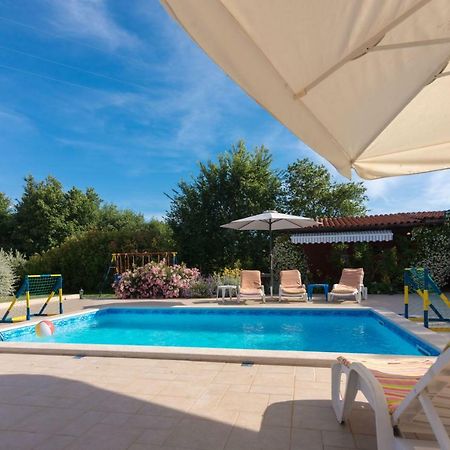 MuntićHacienda Rosemary别墅 外观 照片