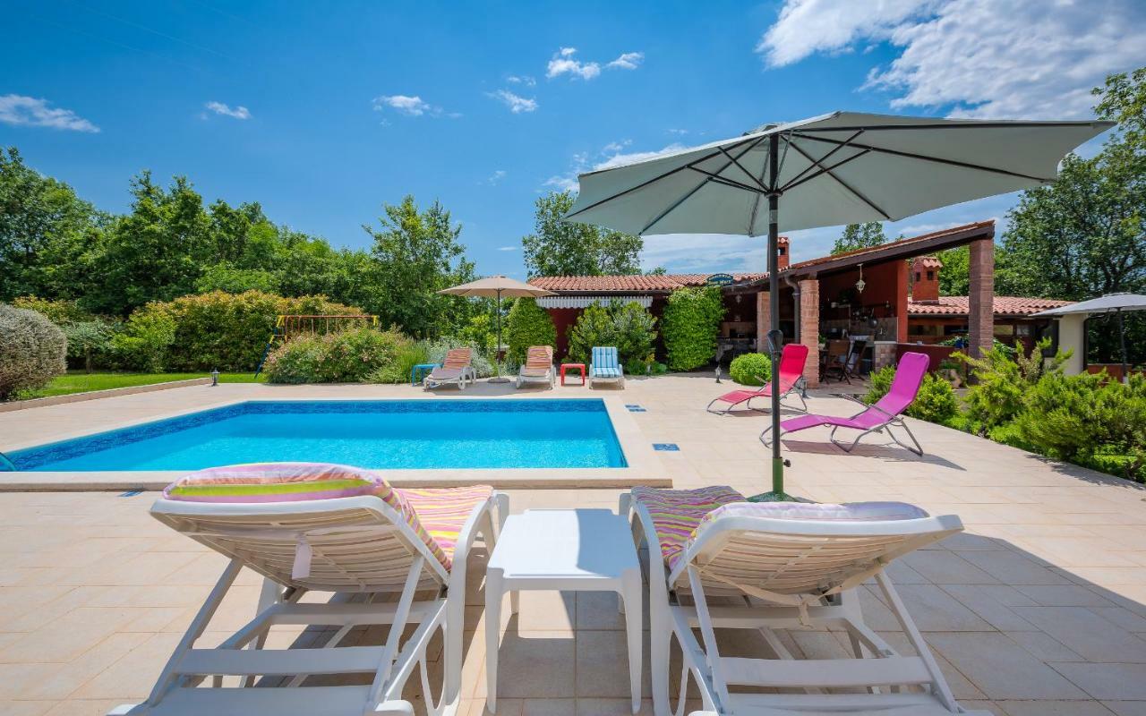 MuntićHacienda Rosemary别墅 外观 照片