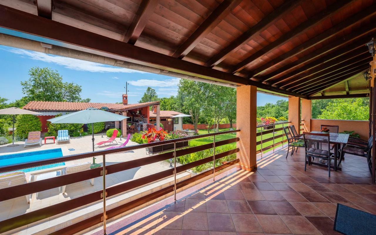 MuntićHacienda Rosemary别墅 外观 照片