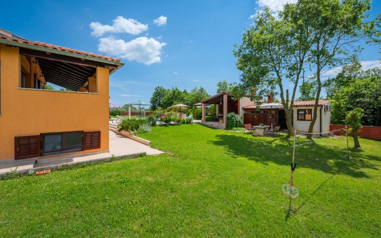 MuntićHacienda Rosemary别墅 外观 照片