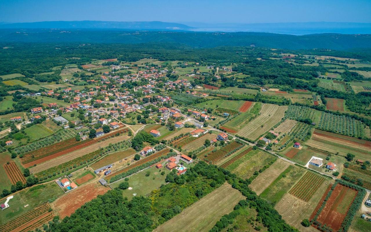 MuntićHacienda Rosemary别墅 外观 照片