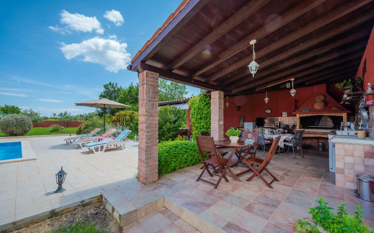 MuntićHacienda Rosemary别墅 外观 照片