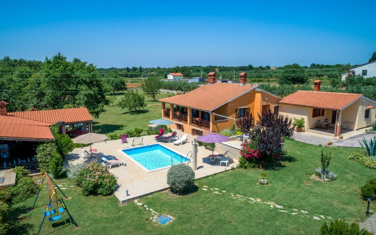 MuntićHacienda Rosemary别墅 外观 照片